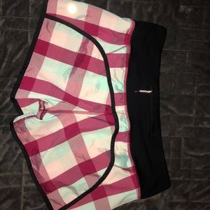 LULULEMON SHORTS💕